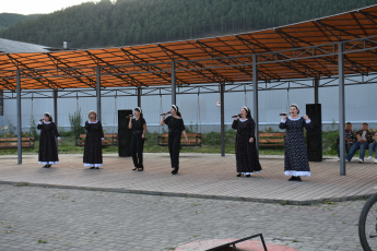 Лето, солнце, казачок